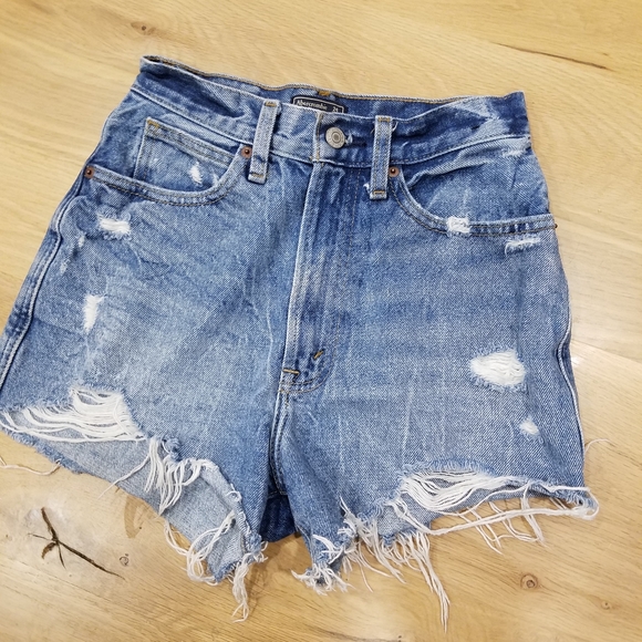 abercrombie and fitch high rise mom shorts